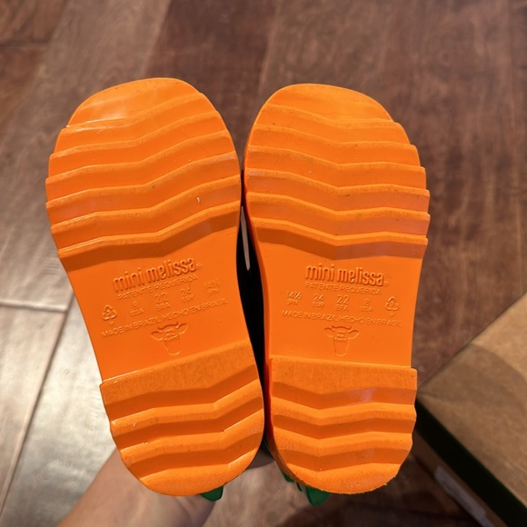 Mini Melissa Toddler Dragon Rain Boots - Picture 9 of 10